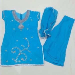 Indian kid suit with /worn once/in good condition